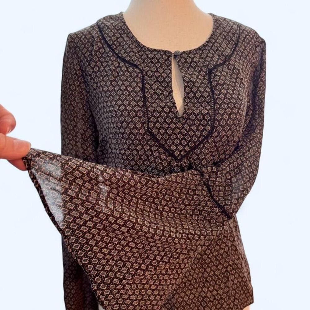 INC 100% silk patterned blouse with bell sleeves and keyhole neckline size 6